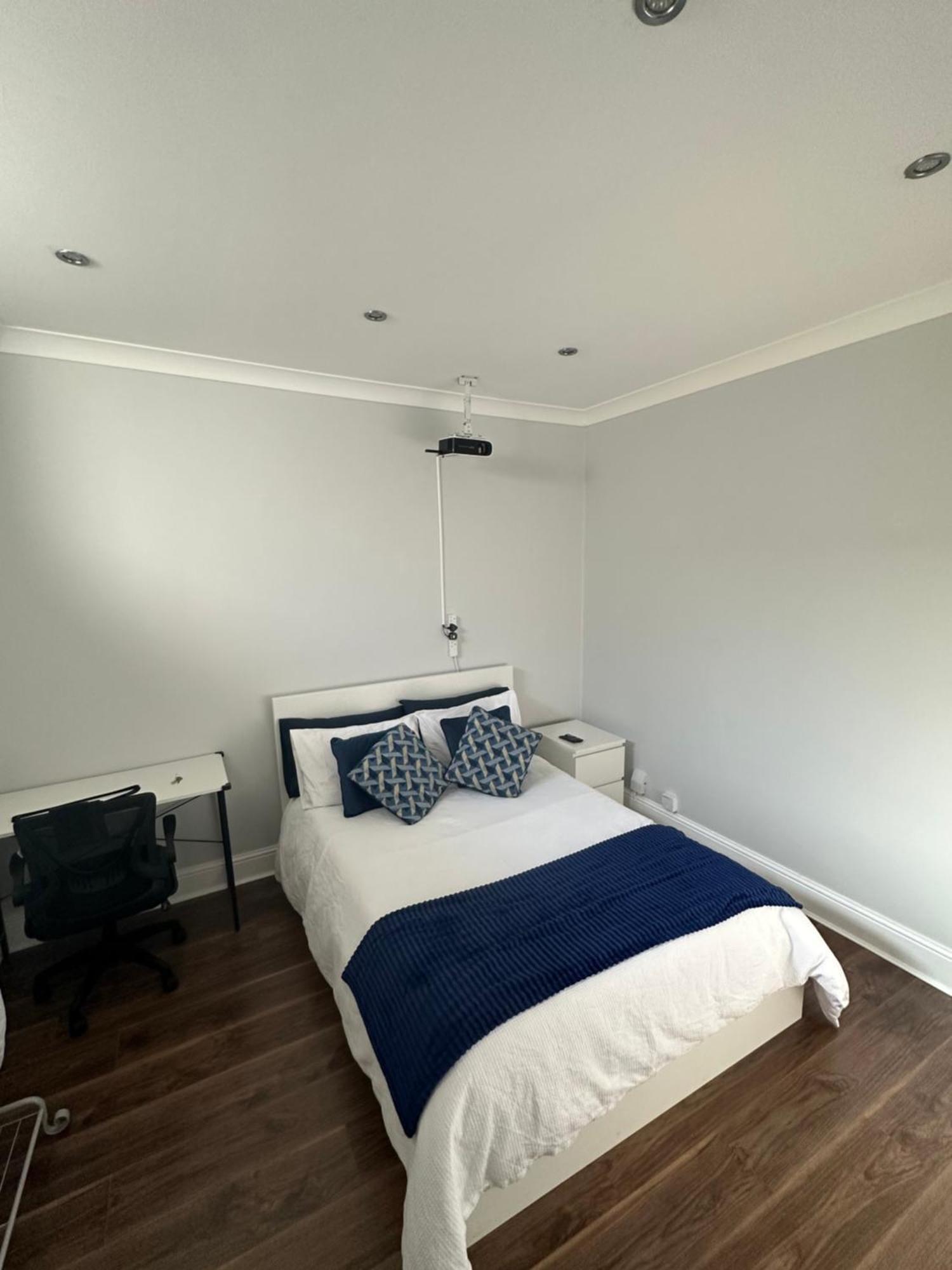 Liverpool Street Blue Bedroom London Eksteriør bilde